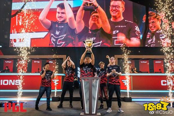 媒体人：云南玉昆在接触徐正源和周定洋，9月可能见分晓